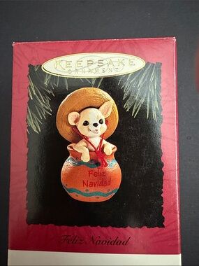 Hallmark Keepsakes ‘Feliz Navidad’ Chihuahua in Sombrero Ornament -